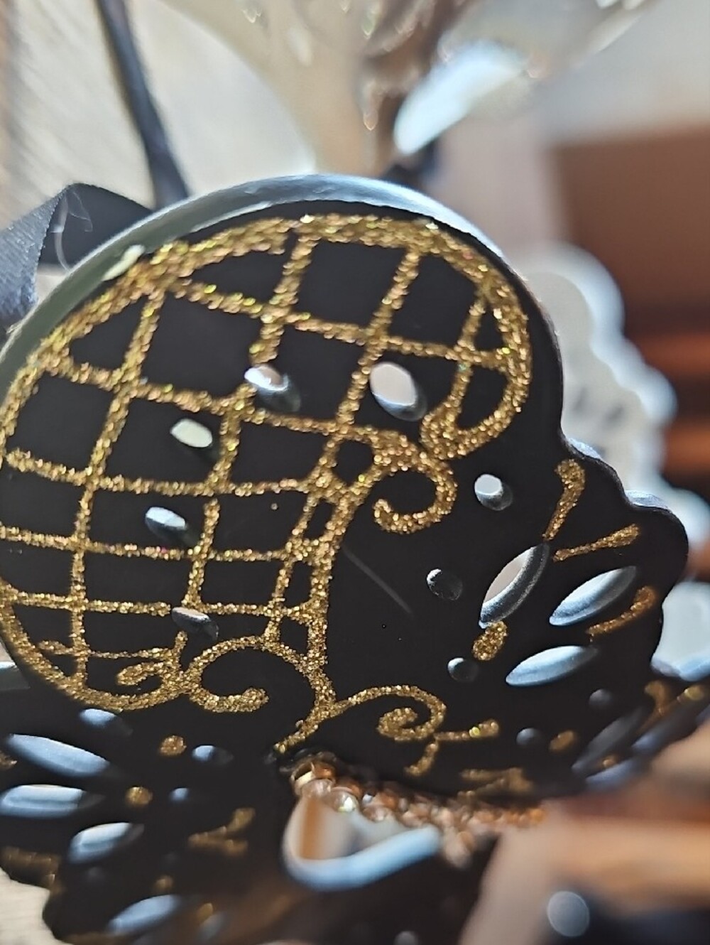 ✨ Beautiful Matching Masquerade Mask Set ✨ - Picture 10 of 10